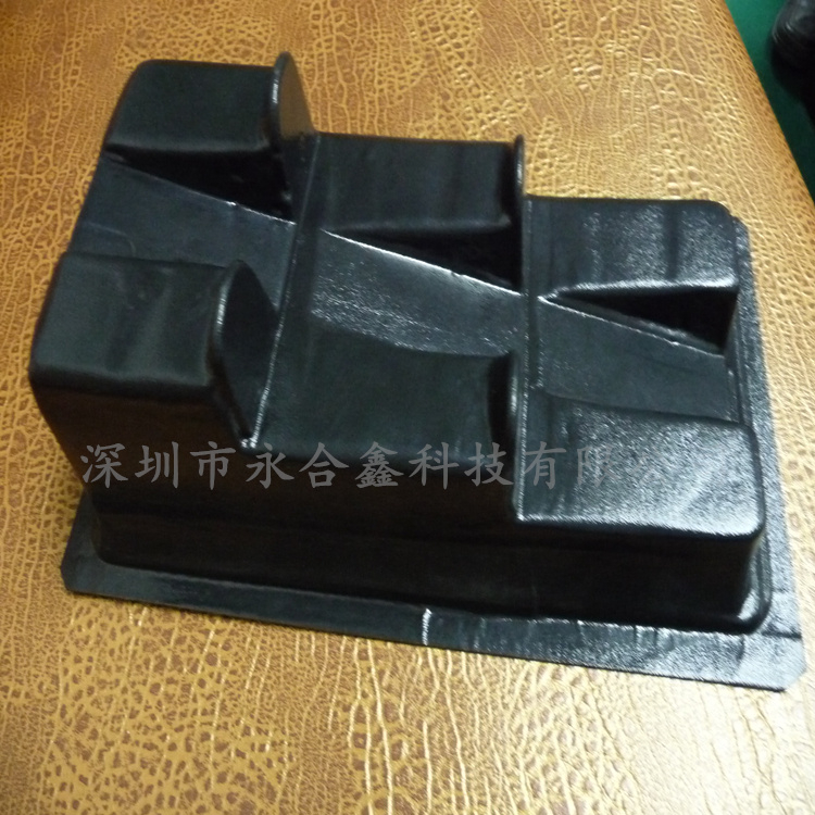 厚片吸塑和薄片吸塑字養(yǎng)護